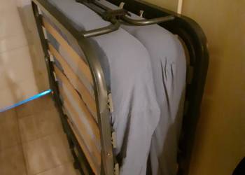 łóżko składane, 80 X 200 cm, podnoszony zagłowek, stan bardzo dobry, z nie