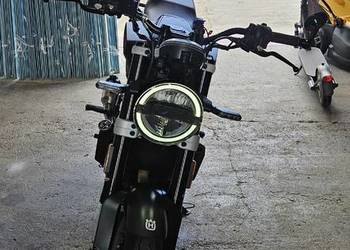 Husqvarna Vitpilen Svartpilen 401 2021r.