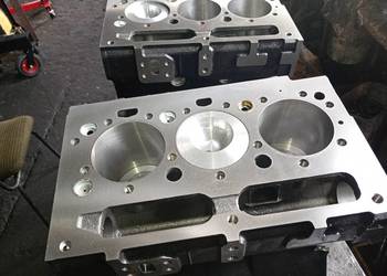 Silnik MF 255 3P  nowy słupek