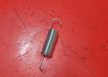 84527897 Sprężyna pedału sprzęgła CNH New Holland