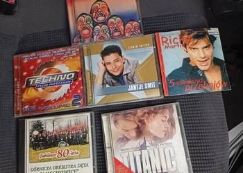 Kasety i płyty CD stan bdb