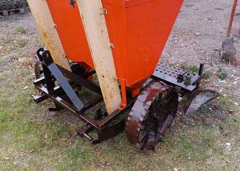 Sadzarka do ziemniaków akpil super stan