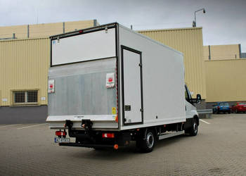 Iveco Daily 35S18 Iveco Daily 35S18 Himatic kontener 9eu palet + winda Dho…