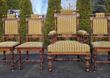 Piękny komplet czterech eklektycznych krzeseł. (nr 9284)