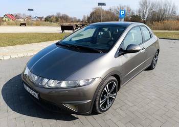 Honda Civic VIII UFO panorama klima