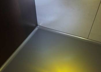 Breloczek latarka do kluczy