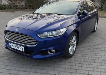 Ford Mondeo MK5 Titanium 2.0 TDCI 150HP sam parkuje