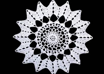 Serwetka szydełkowa 21cm (S172)