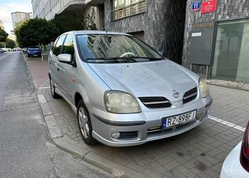 2003 Nissan Almera Tino