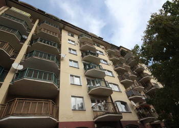 2pok, 58met, okolice Gajowej 1997 / WINDA / ROZKŁAD / BALKON (Wrocław)