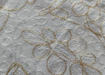 Obrus żakardowy-haftowany (180 )