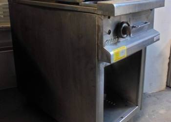 Grill gazowy PZ 38/9/9