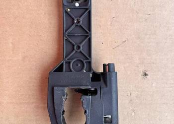 Klamka wewnętrzna drzwi lewy przód Hyundai i20 II 14-20