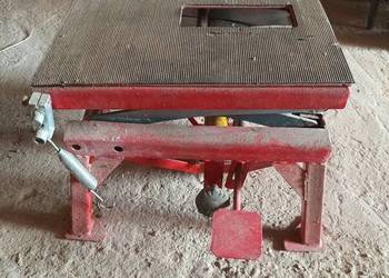 Podnośnik HYDRAULICZNY Nożycowy 135 KG do motocykla motoru