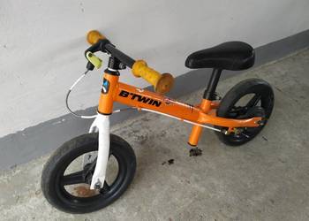 Rowerek biegowy dla dziecka początkującego