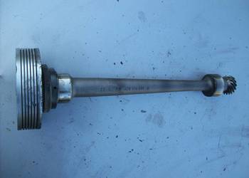 Transporter T4 1.9 TD Kolo walek posredni 028115019B 028115021B