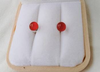 kolczyki srebrne sztyfty karneolem 6mm