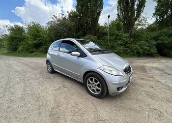 Mercedes A-Klasa miejski ekonomiczny Wóz