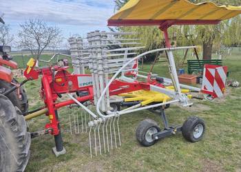 Zgrabiarka Pottinger Top 422