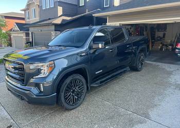Na sprzedaż: GMC Sierra elevation 4x4 – Diesel 277 KM