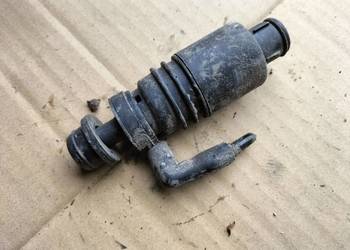AUDI 80 B4 80B4  USZCZELKA +POMPKA ZBIORNICZKA PŁYNU SPRYSKIWACZY