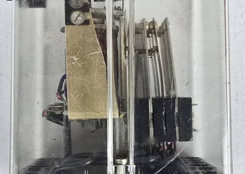 REFA RUs‑912 220V przekaźnik napięciowy stan idealny