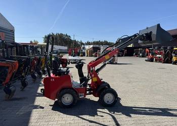 Ładowarka teleskopowa udźwig 700 kg wysięg 3,5 metra KINGWAY