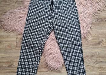 Świetne klasyczne spodnie materiałowe w kratę ze ściągaczem 38