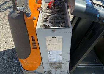 Bateria trakcyjna kwasowa 24V 560Ah 01/2024 r