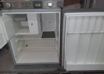 Lodówka na GAZ , 230V , 12V do kampera , przyczepy