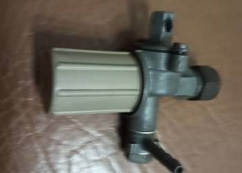 KRANIK PALIWA P 601 Trabant STEROAWNY NA LINKIE( NIE WSK WFM)