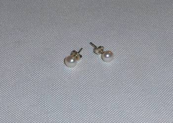 W.KRUK Srebrne kolczyki Perły W.KRUK Srebrne kolczyki Perły