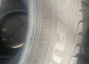 Opony zimowe 2 sztuki 195/60 R15