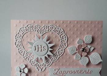 ZAPROSZENIA KOMUNIA DZIEWCZYNKA SŁONECZKO IHS W SERCU – K3 – RÓŻ  -  BIEL