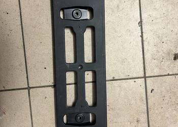 Volvo XC40 ramka tablicy rejestracyjnej 31663034