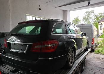 Mercedes e klasa w 212 Drzwi przód  prawe 197U kompletne demontaż