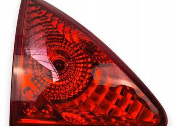 LAMPA LEWA Peugeot 3008 2009-13r tylna tylni lewa w KLAPĘ tył EU 9683461080