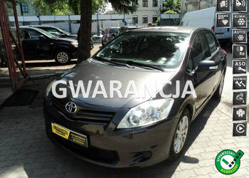 Toyota Auris sprzedam ładną TOYOTE AURIS 1.3 B STAN WZOROWY udziela.GW I (…