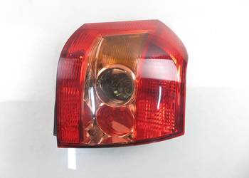 LAMPA PRAWA TYLNA TOYOTA COROLLA (_E12_) 8155002300