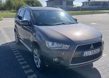 Outlander 2.0 DI-D Instyle 4x4 | 7 os. | Polski salon
