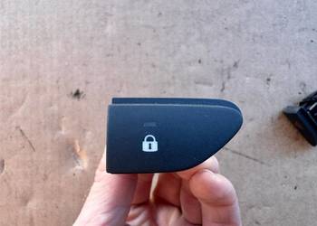 Przełącznik zamka Renault Captur I Clio IV Zoe Duster 252103678R