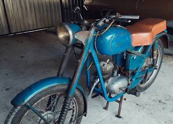 Wsk 1957 oryginalny niebieski lakier zarejestrowana na białą tablicę