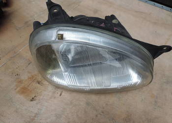 Lampa przednia Prawa  OPEL CORSA B