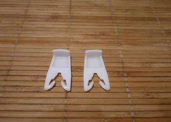 Zawleczka szyby 2 sztuki. 8200270285 8200097113 Renault Zawleczka szyby 2 sztuki. 8200270285 8200097113 Renault