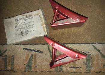 Klin blokada pod kola samochodu ,relikt PRL