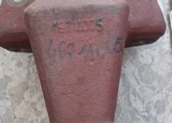 Wspornik resoru Star 1142 przód