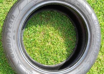 Opony Goodyear EfficientGrip Performance 2 215/55 R17 98W 4 szt. Opony Goodyear EfficientGrip Performance 2 215/55 R17 98W 4 szt.