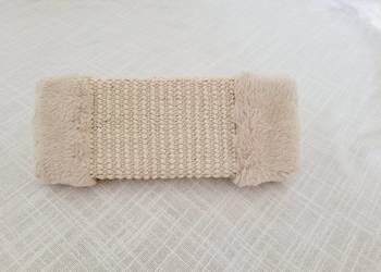 Drapak dla kota 23 cm z mocnymi uchwytami do montażu