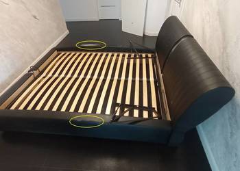 Duże małżeńskie łoże 200 x 160 z pojemnikiem na pościel. 650 zł.