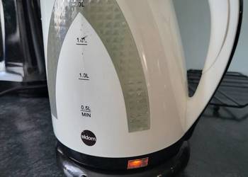 Czajnik elektryczny 2l Eldom C180 Biało-Czarny